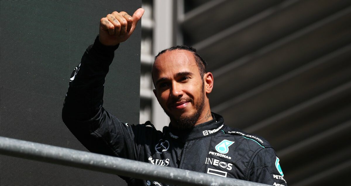 RUSSELL SQUALIFICATO DAL GRAN PREMIO DEL BELGIO, VINCE LEWIS HAMILTON