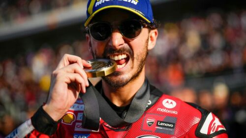 BAGNAIA VINCE LA SPRINT RACE: MONDIALE ANCORA APERTO